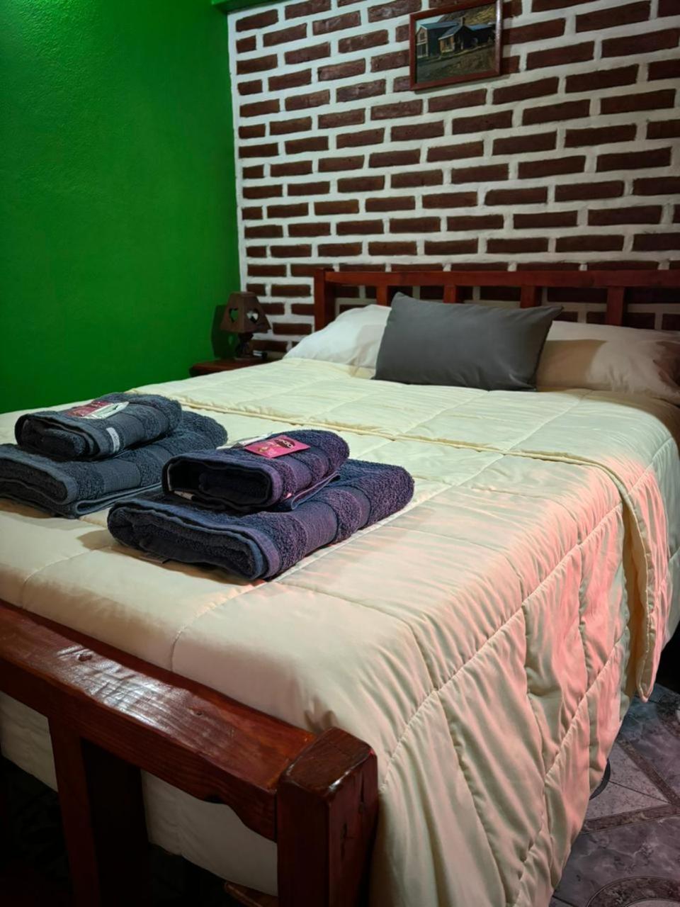 Hostel Luna Country El Chalten Exterior foto